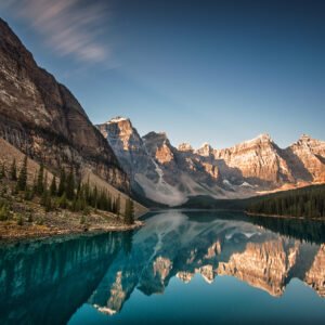moraine lake, banff alberta